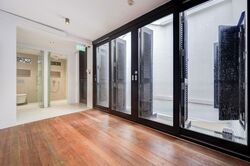 Telok Ayer Conservation Area (D1), Shop House #458307311